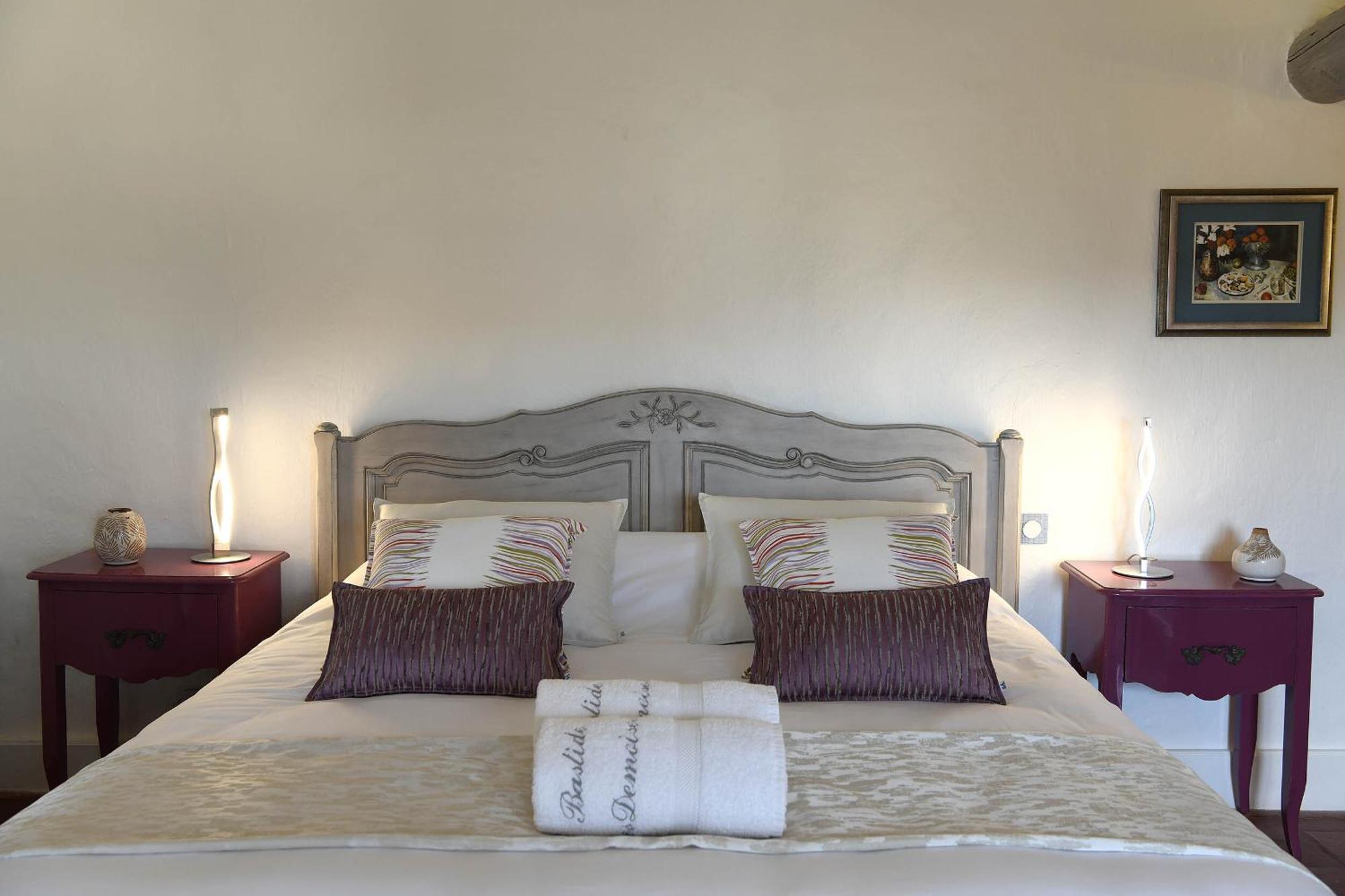 Bastide Des Demoiselles Bed & Breakfast Roussillon  Exterior photo